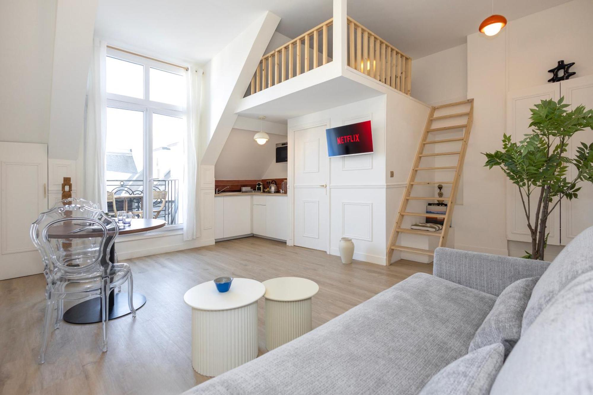 Apartment Lv1 Au Coeur De L'avenue Des Champs-elysees Arc De Triomphe Paris